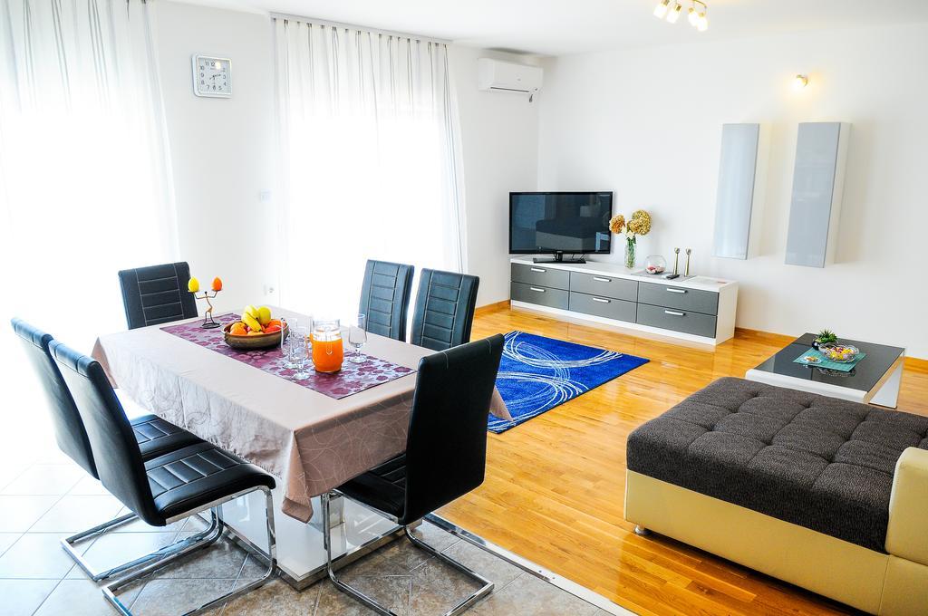 Apartments Rajic سبليت الغرفة الصورة