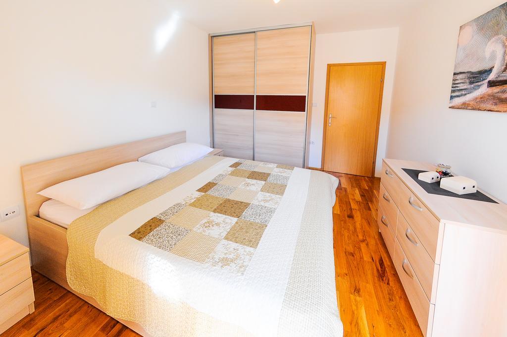 Apartments Rajic سبليت الغرفة الصورة