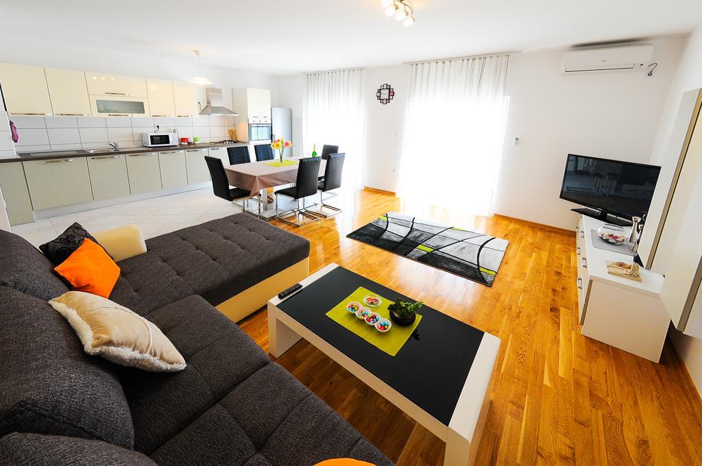 Apartments Rajic سبليت الغرفة الصورة