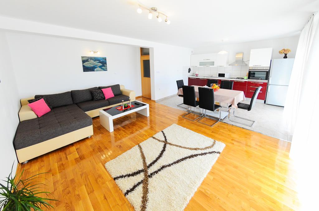 Apartments Rajic سبليت المظهر الخارجي الصورة