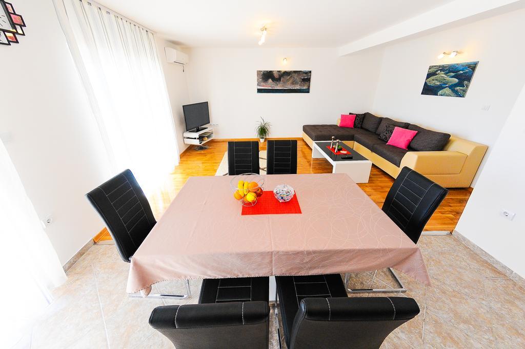 Apartments Rajic سبليت الغرفة الصورة